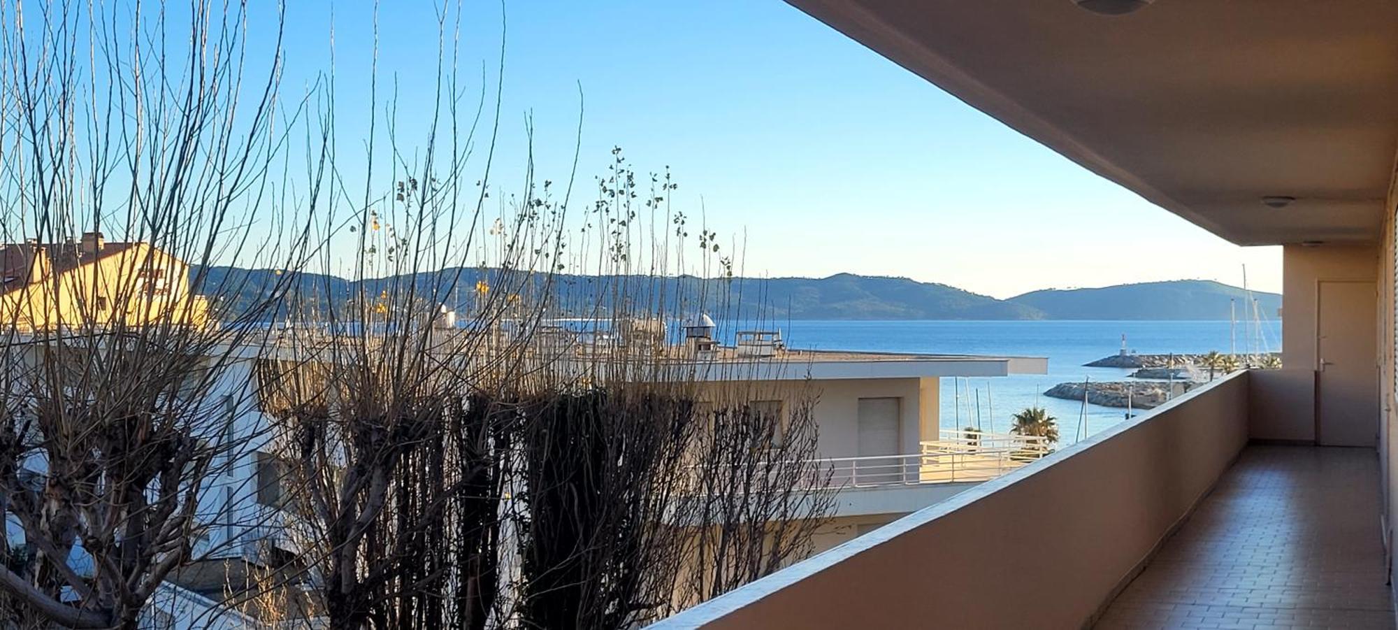 Appart T3 A 50 M De La Plage Cavalaire-sur-Mer Exteriör bild
